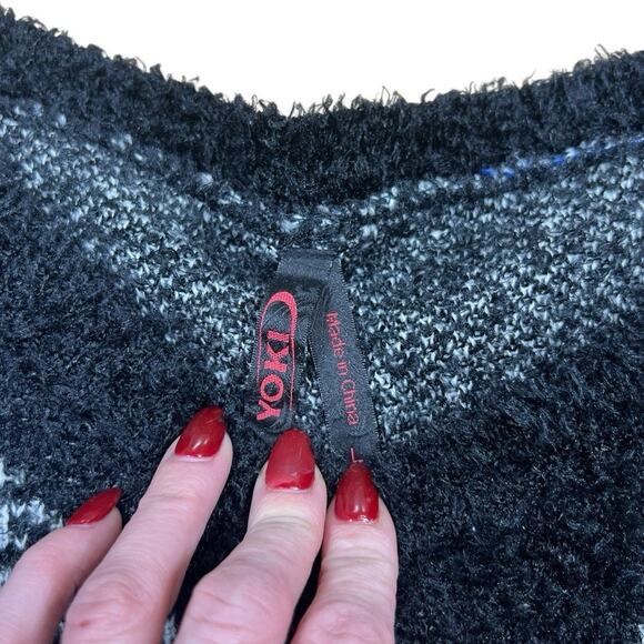 Yoki Fuzzy Sweater Womens Large Black Soft Knit Pullover Striped Sleeves Coz - Picture 2 of 3